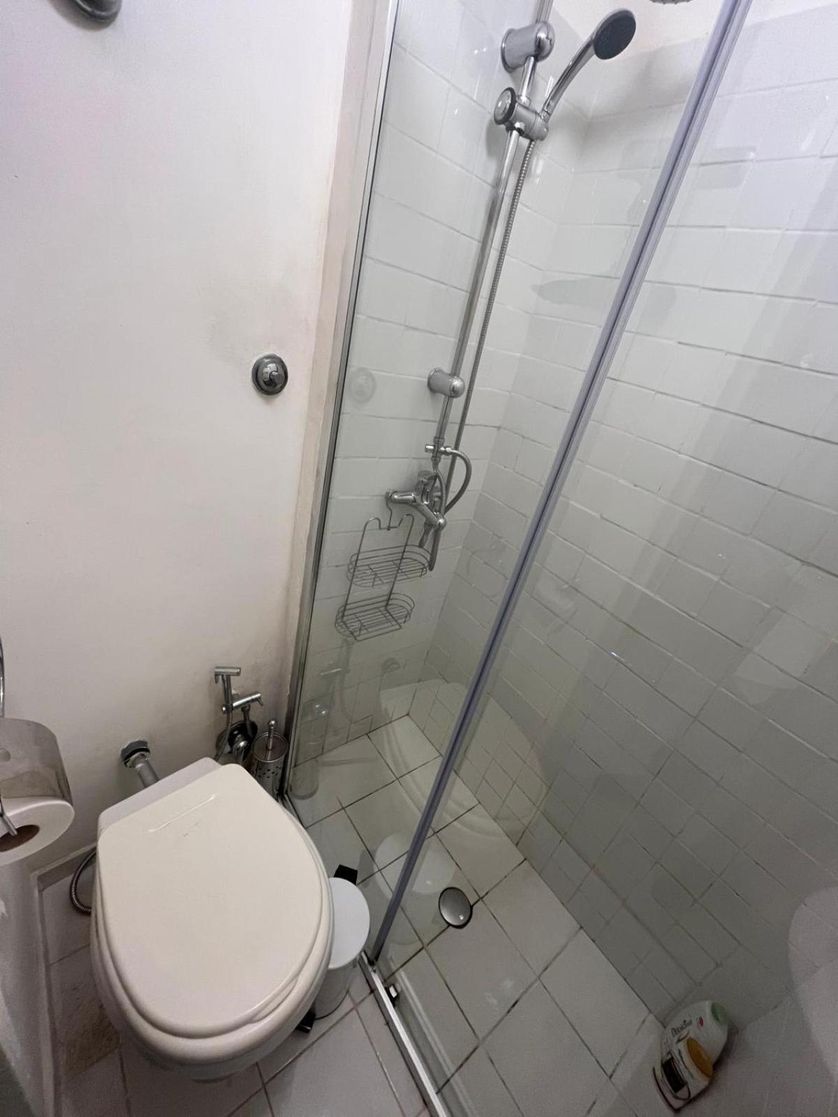 Charming Apartment With Balcony In The Historic Center نابولي المظهر الخارجي الصورة